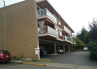 520 Maple St unit 101, Edmonds, WA 98020 - photo 2