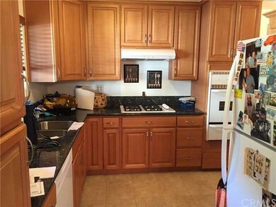 8245 Hamilton Green, Buena Park, CA 90621 - photo 5