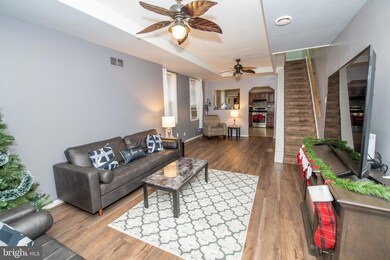 4462 Edgemont St, Philadelphia, PA 19137 - photo 2