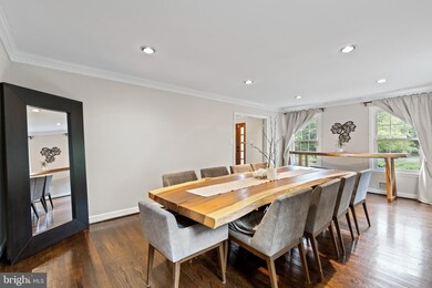 8421 Kingsgate Rd, Potomac, MD 20854 - photo 4