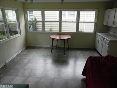 Sunroom. Huge Sunroom with Built ins