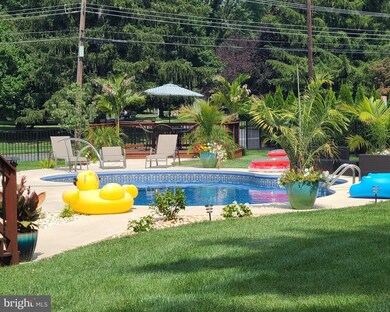 10 Cherokee Rd, Doylestown, PA 18901 - photo 5