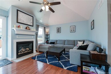 4306 Country View Dr, Floyds Knobs, IN 47119 - photo 5