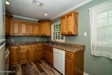 518 W Old Pass Rd, Long Beach, MS 39560 - photo 6