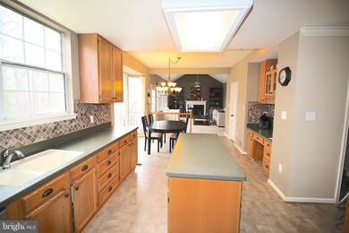 3680 Thomasson Crossing Dr, Triangle, VA 22172 - photo 7