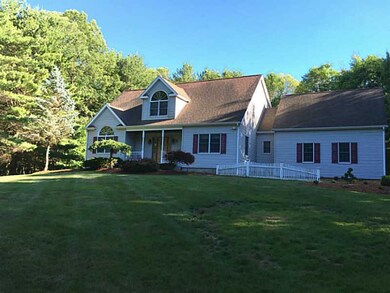 37 Rainbow Ln, North Smithfield, RI 02896 - photo 4