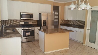 Kitchen 6