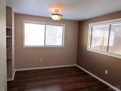 2153 NW Hill St unit 4, Bend, OR 97703 - photo 4