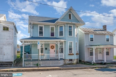 112 E Burd St, Shippensburg, PA 17257 - photo 2