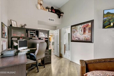 4946 N Valle (5)