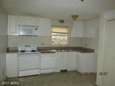 1422 N Independence Dr, Montross, VA 22520 - photo 6