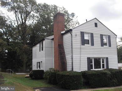 1625 Ashton Rd, Havertown, PA 19083 - photo 2