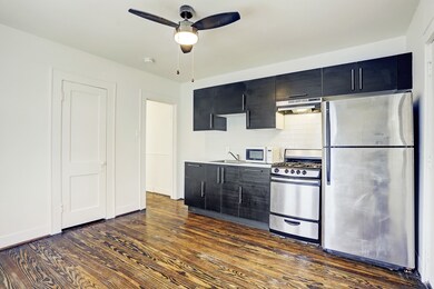 607 Enid St unit 2, Houston, TX 77009 - photo 7