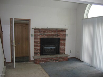 2103 Cramer Rd, Bushkill, PA 18324 - photo 6