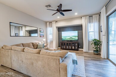 5 Family Rm (1)