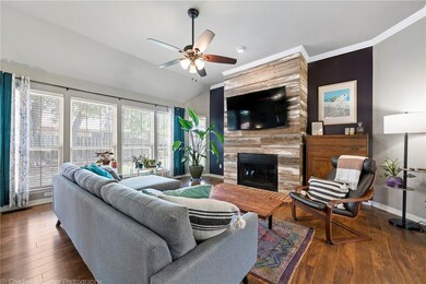 206 NW O St, Bentonville, AR 72712 - photo 5