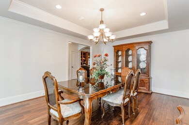 12435 Woodthorpe Ln, Houston, TX 77024 - photo 7