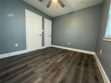 2449 Garapan St, Houston, TX 77091 - photo 7