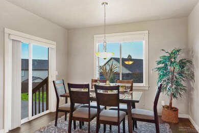 3487 NW 9th Ln, Redmond, OR 97756 - photo 6