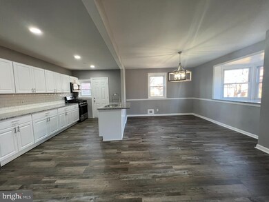 6922 Fieldcrest Rd, Baltimore, MD 21215 - photo 5