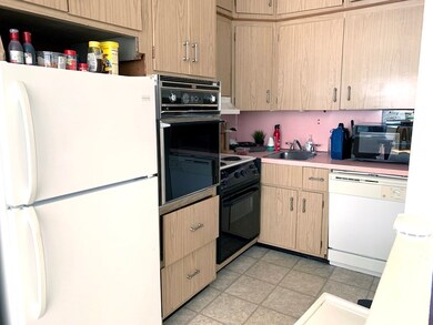 39 Garrison Rd unit 1, Brookline, MA 02445 - photo 3