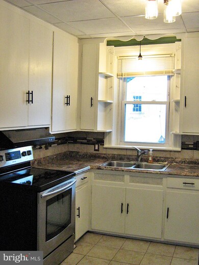 827 Mulberry Ave, Hagerstown, MD 21742 - photo 5