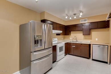 3626 N 37th St unit 15, Phoenix, AZ 85018 - photo 5