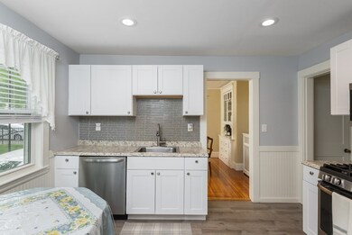 4114 Washington St, Roslindale, MA 02131 - photo 7