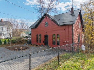 17 Walnut St, Cooperstown, NY 13326 - photo 2