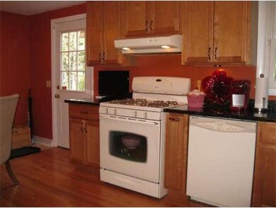 147 Dover Rd, Millis, MA 02054 - photo 6