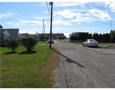 20 Collins Ave, Westerly, RI 02891 - photo 4