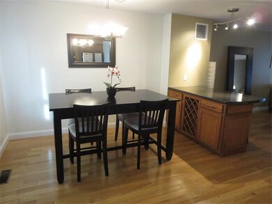 40 Winchester Ln unit 14, Fall River, MA 02721 - photo 2