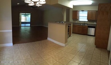 8077 Stargrass Ct, Jacksonville, FL 32210 - photo 5