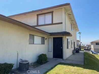 3459 20th St, Highland, CA 92346 - photo 2
