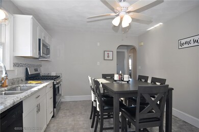 375 Jastram St, Providence, RI 02908 - photo 6