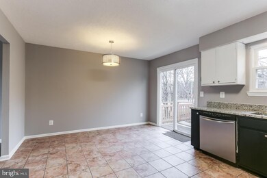 10715 N Lansdale St, Glenn Dale, MD 20769 - photo 5