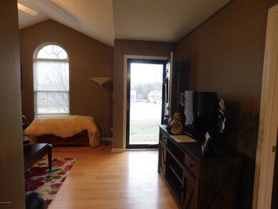 301 Holly Marie Dr, Mount Washington, KY 40047 - photo 5