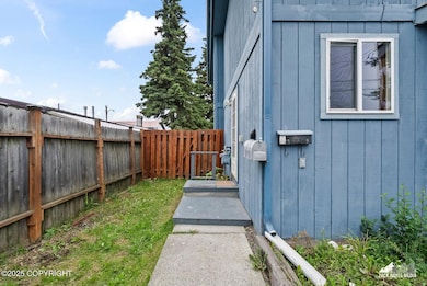 05-424emanoravefall2025_ZHM_005