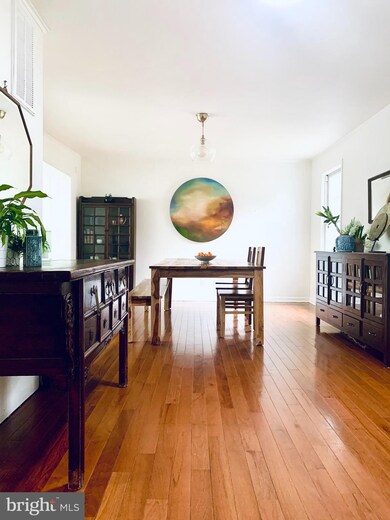 2826 Lorcom Ln, Arlington, VA 22207 - photo 7