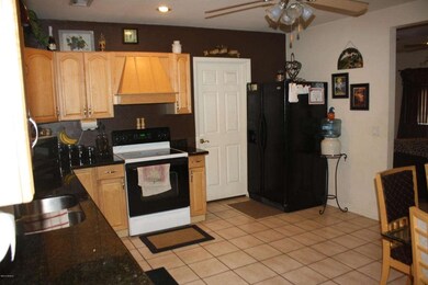KITCHEN 4