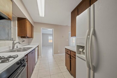 2462 Sherwood Forest Blvd, West Palm Beach, FL 33415 - photo 6