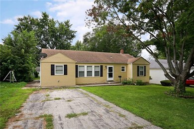 1409 W Scott Place, Independence, MO 64052 - photo 2