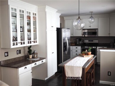 291 Ridings Cir, Macungie, PA 18062 - photo 5