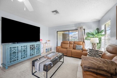 197 SE 1st Cir unit 15B, Boynton Beach, FL 33435 - photo 6