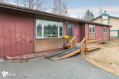 14-Front Exterior_2451-Edit