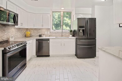 8101 Connecticut Ave unit S612, Chevy Chase, MD 20815 - photo 6