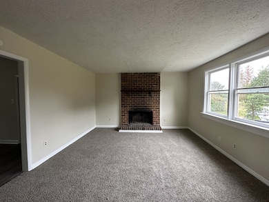 932 Lafayette Rd, Clarksville, TN 37042 - photo 3