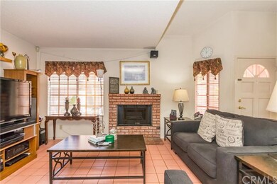 9426 Cedar St unit 15, Bellflower, CA 90706 - photo 4