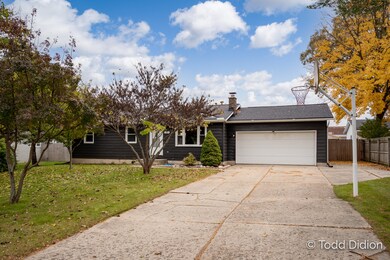 407 Anderson Dr, Wayland, MI 49348 - photo 2