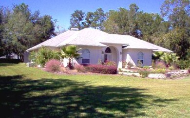 903 NW Scenic Lake Dr, Lake City, FL 32055 - photo 2